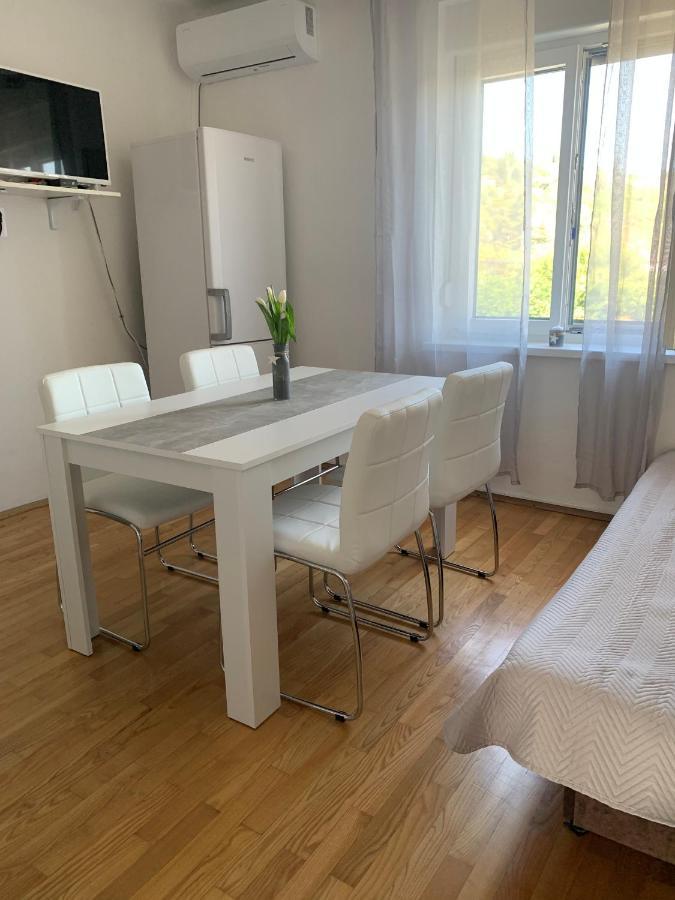 Apartmaji Amitis بورتوروز المظهر الخارجي الصورة